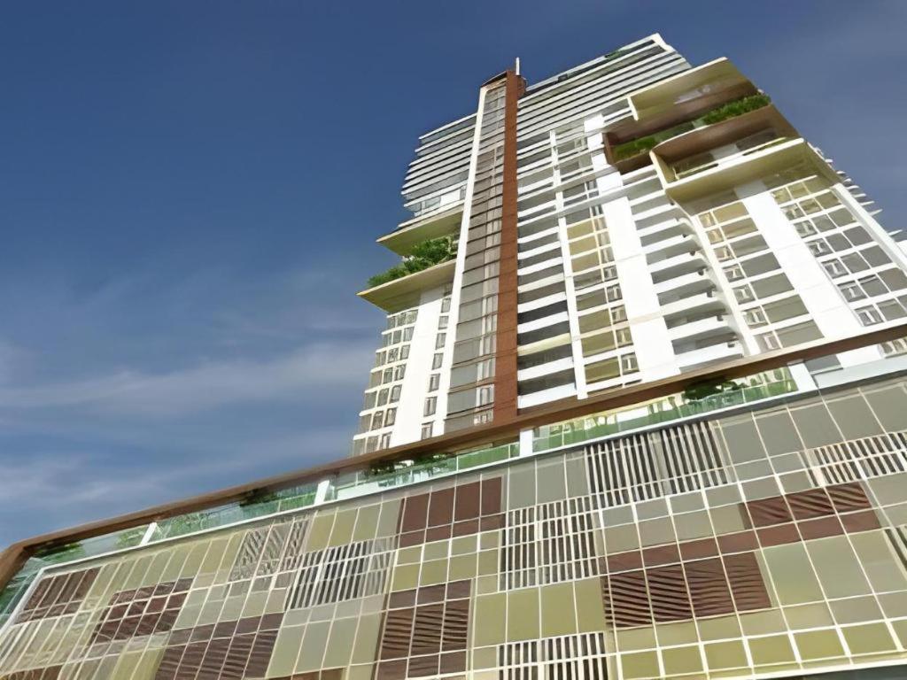 F1 Hotel Manila Taguig Exterior photo